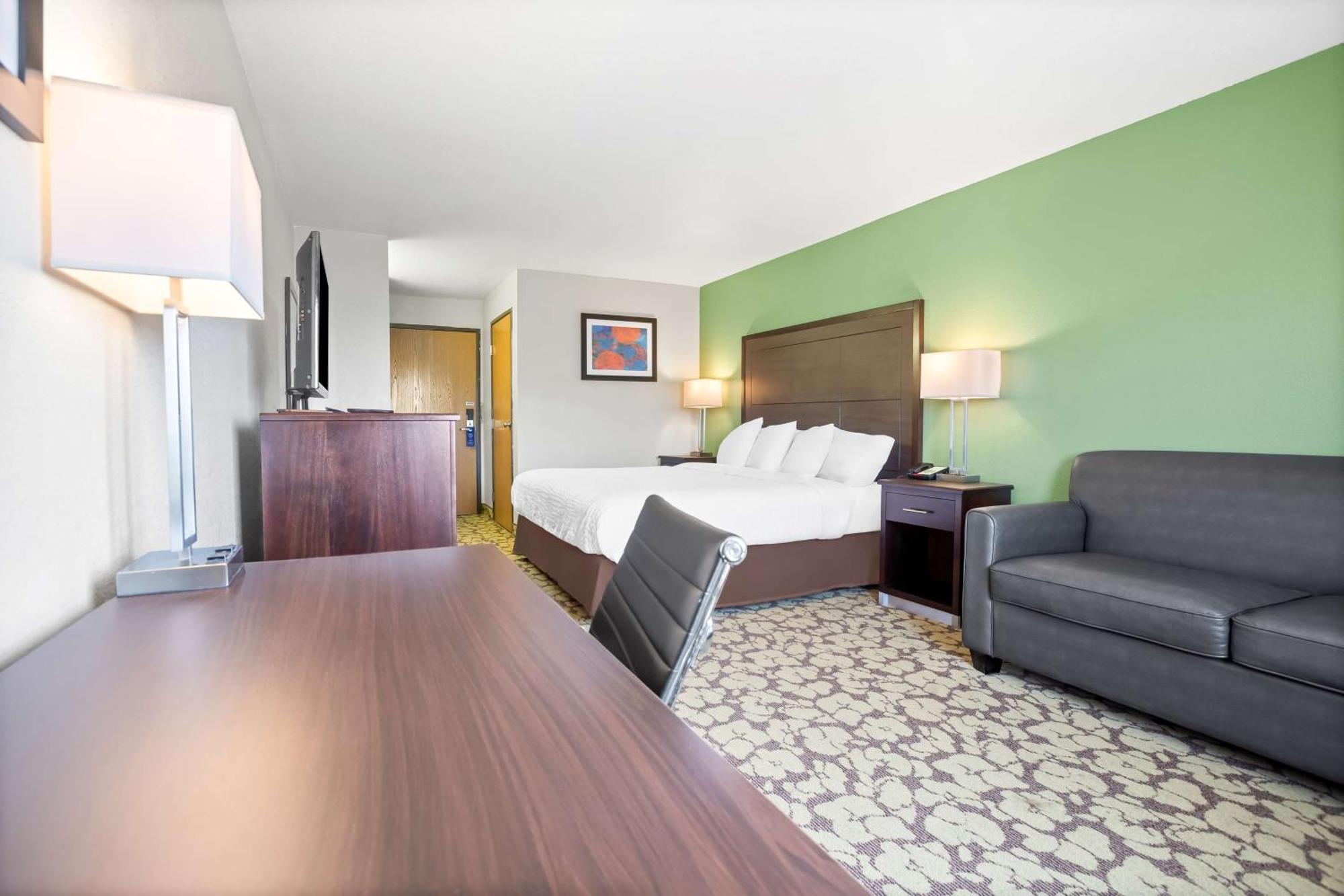 Surestay Plus Hotel By Best Western Bettendorf Exterior photo