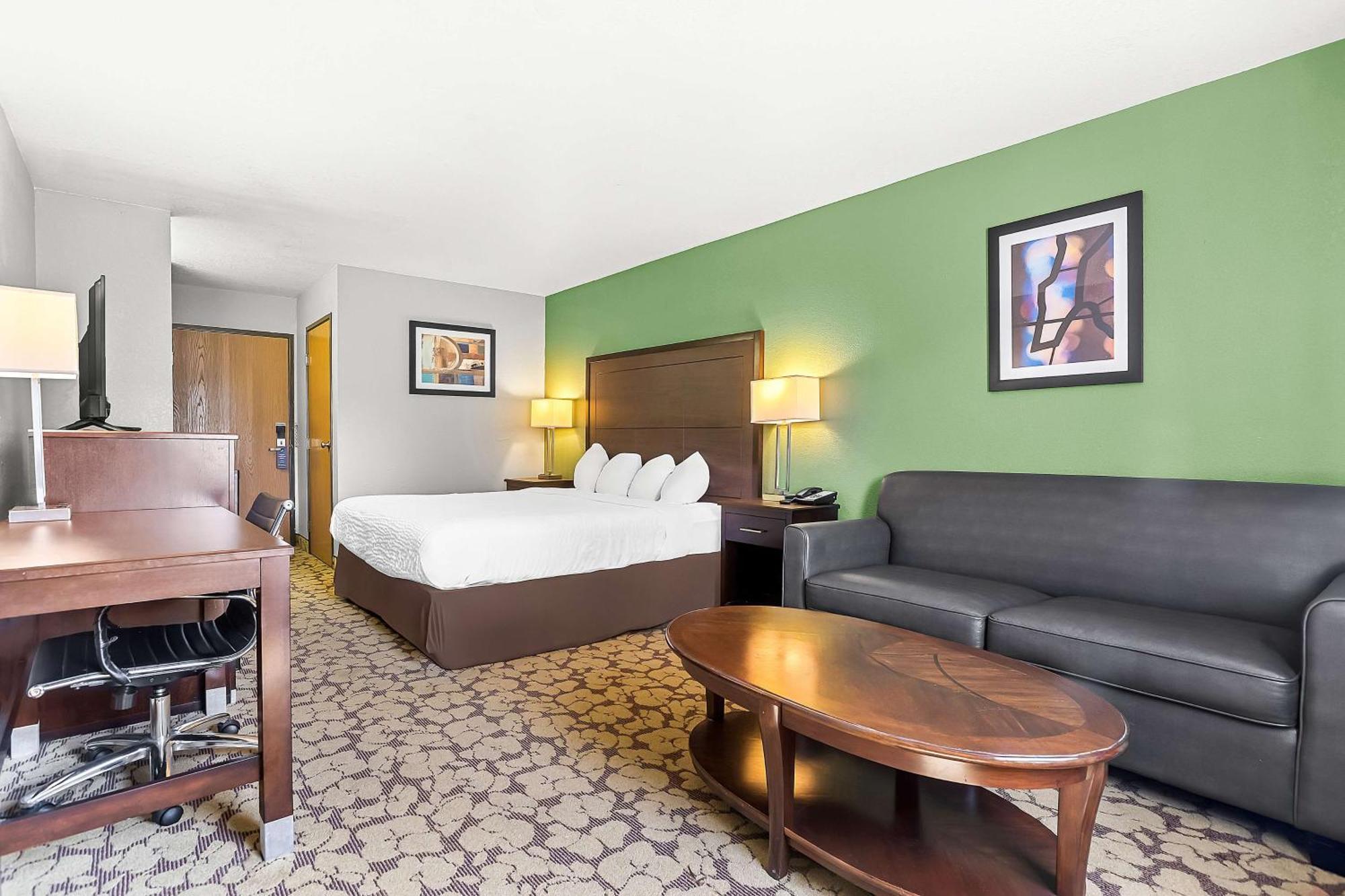 Surestay Plus Hotel By Best Western Bettendorf Exterior photo
